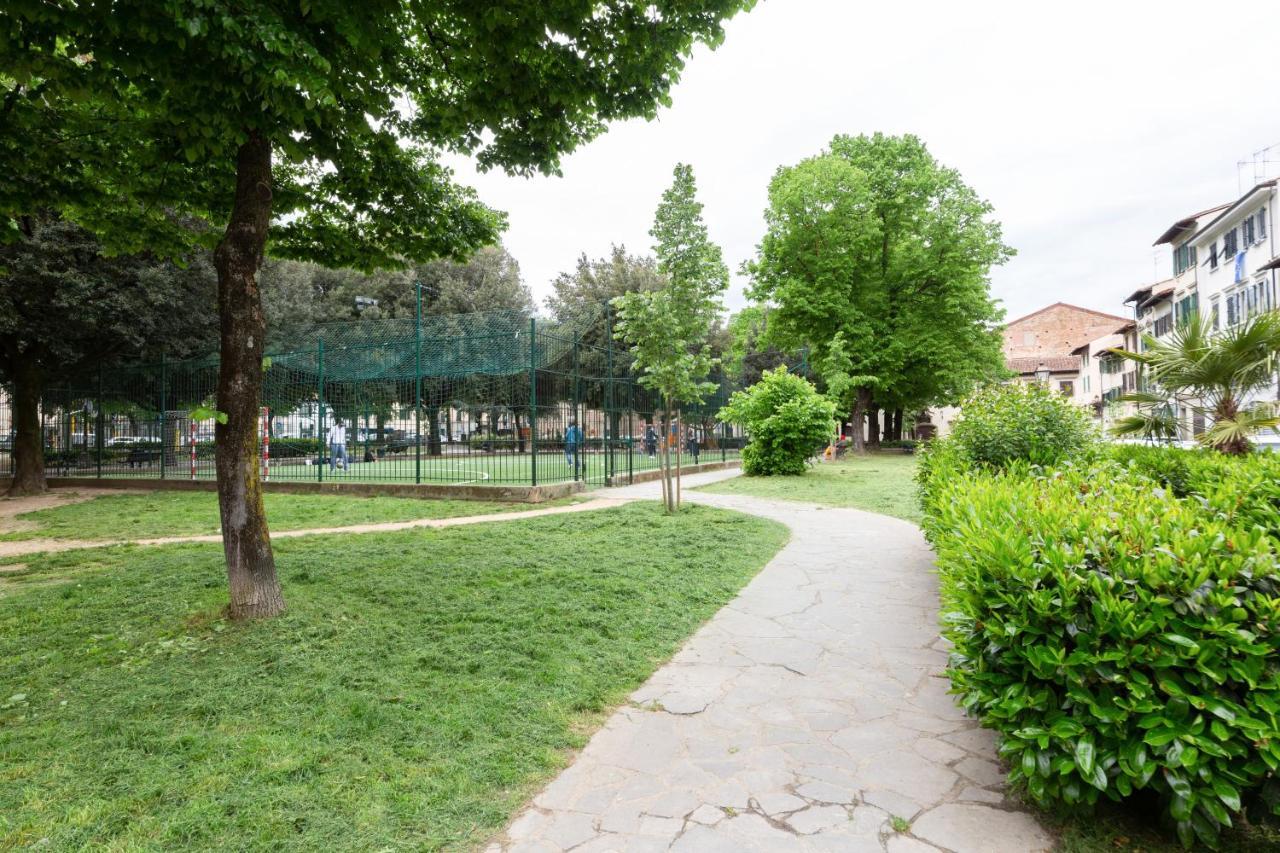 Oltrarno Bright Apartment con Patio Privato Firenze Esterno foto