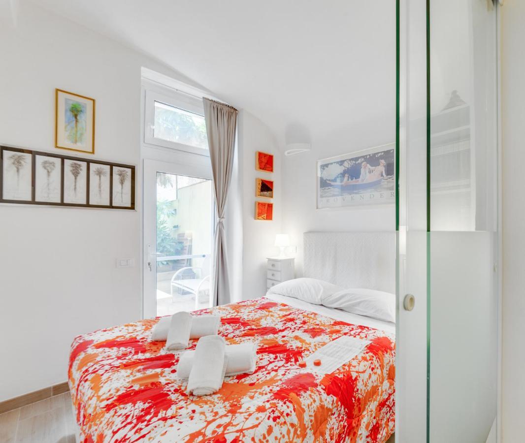 Oltrarno Bright Apartment con Patio Privato Firenze Esterno foto